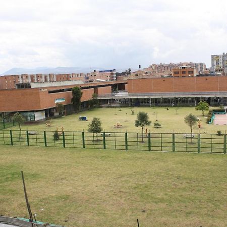 Hostel Casa Alb Bogotá Exteriör bild