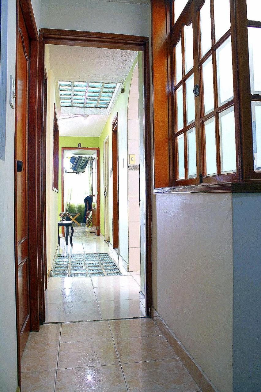 Hostel Casa Alb Bogotá Exteriör bild